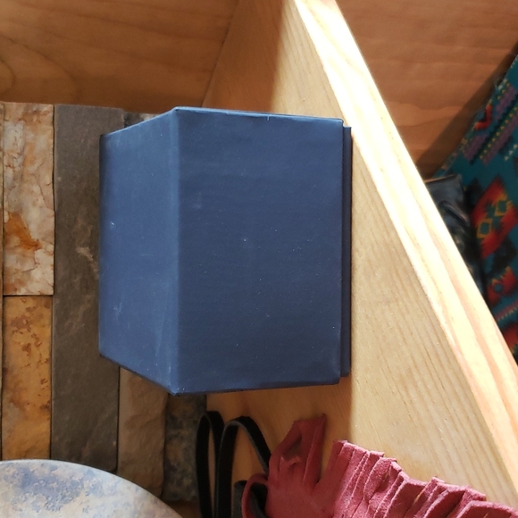 GENUINE LEATHER AND STERLING SILVER BRACELET - Picture 6 of 7